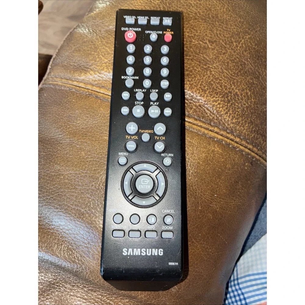 Genuine Samsung Remote Control 00061H DVD